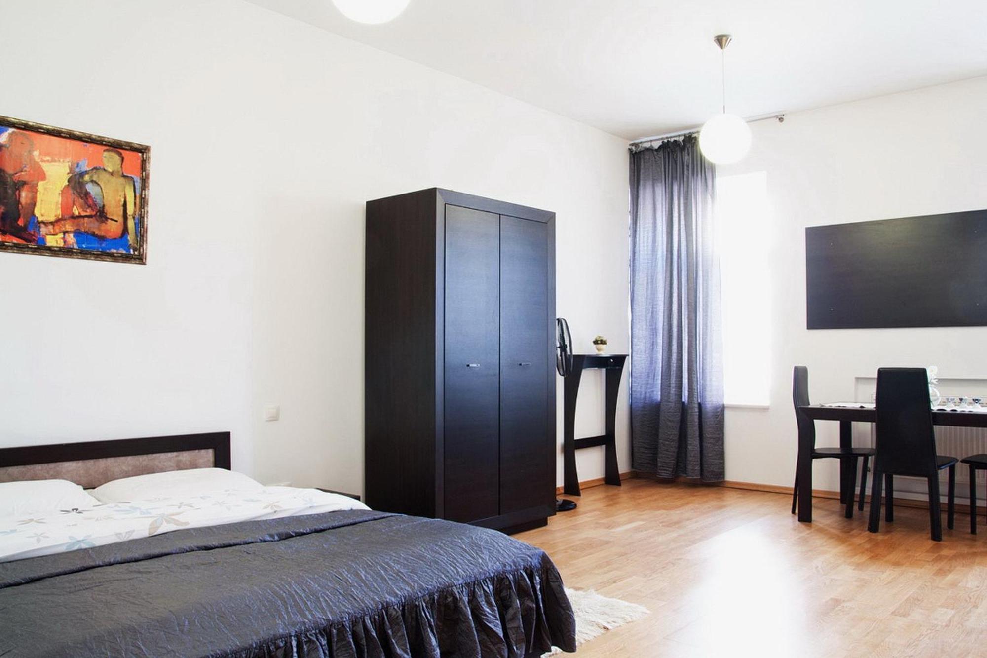 Apartment In The Centre Of إلفيف الغرفة الصورة
