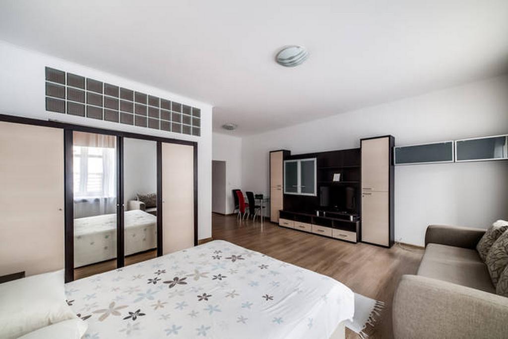 Apartment In The Centre Of إلفيف الغرفة الصورة