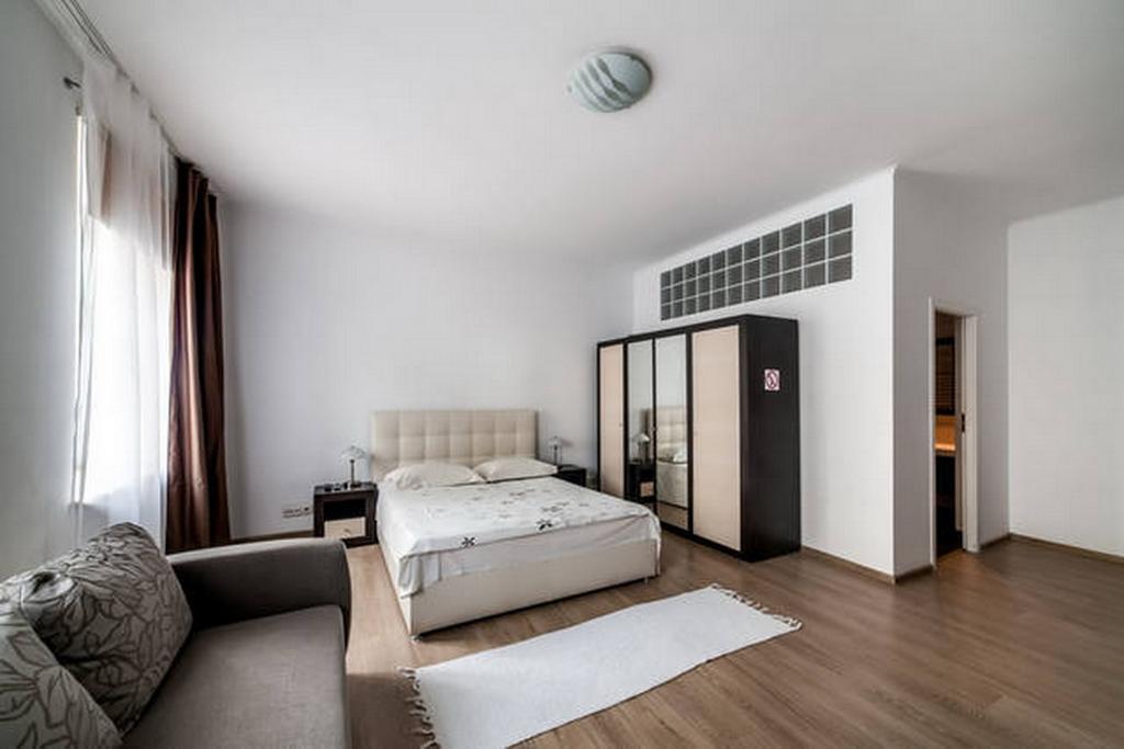Apartment In The Centre Of إلفيف الغرفة الصورة
