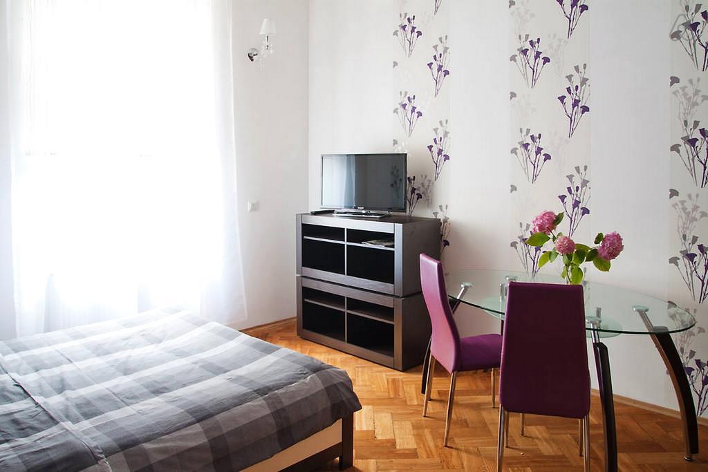 Apartment In The Centre Of إلفيف المظهر الخارجي الصورة