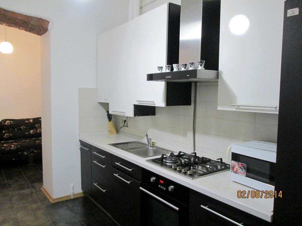 Apartment In The Centre Of إلفيف المظهر الخارجي الصورة