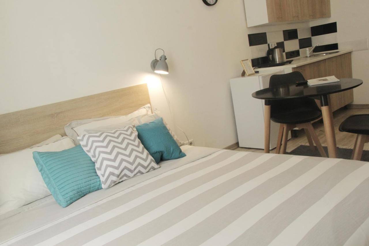 Apartment In The Centre Of إلفيف المظهر الخارجي الصورة